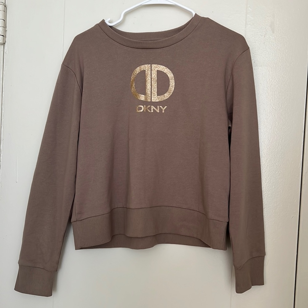 DKnY